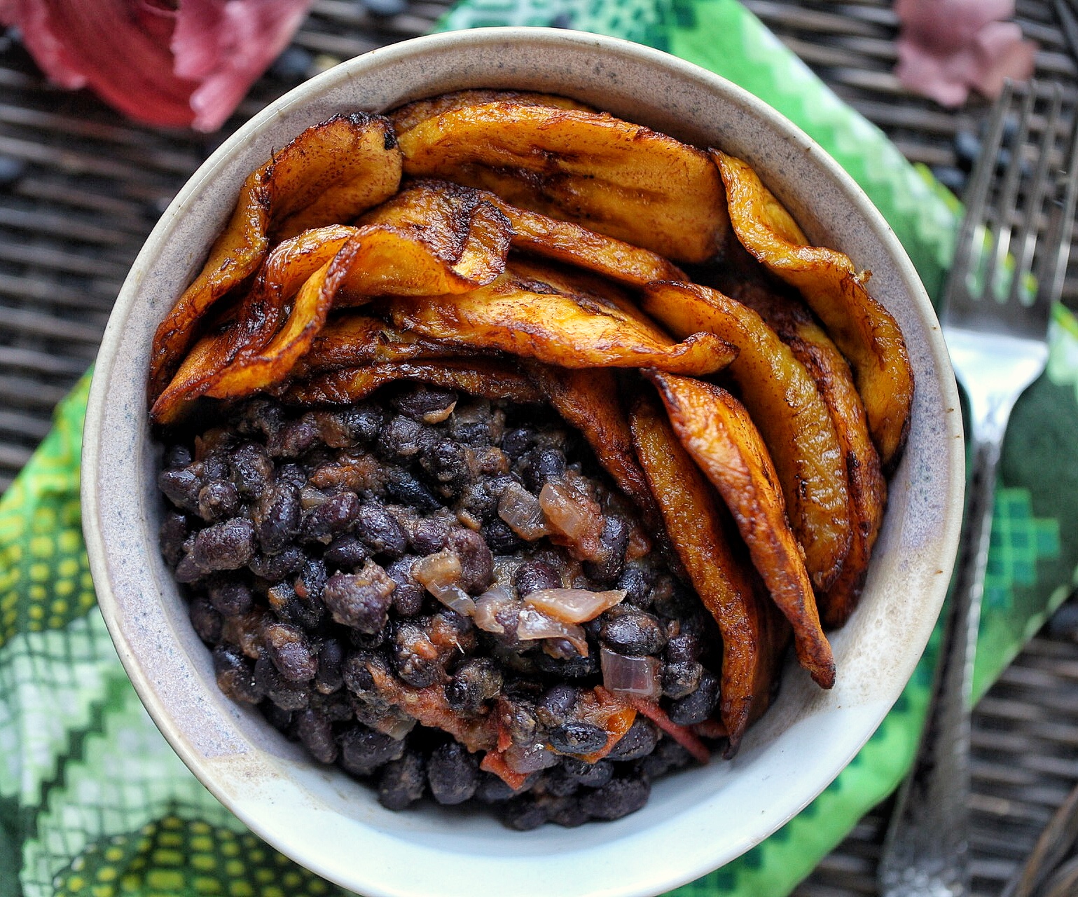Sweet plantain and black bean bowl